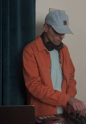 17-00-36 Adam Szwenk (@dj_jahdas) • Zdjęcia i filmy na Instagramie